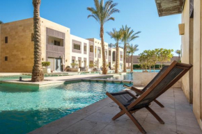 Main Pool Direct Access: 2 Bdr